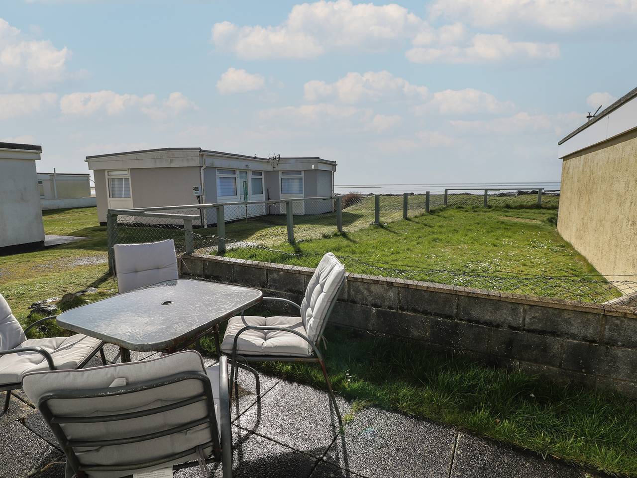 Lodge für 6 Personen mit Garten in Carmarthenshire