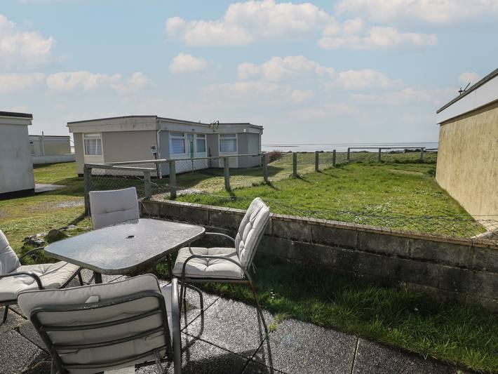 Shipwreck Chalet in Carmarthenshire