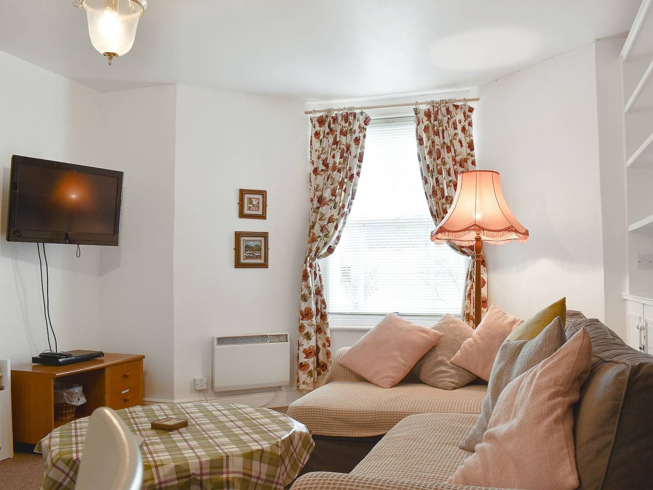 Flat 1 Garden View - Ukc4221 in Lowestoft, Sunrise Coast