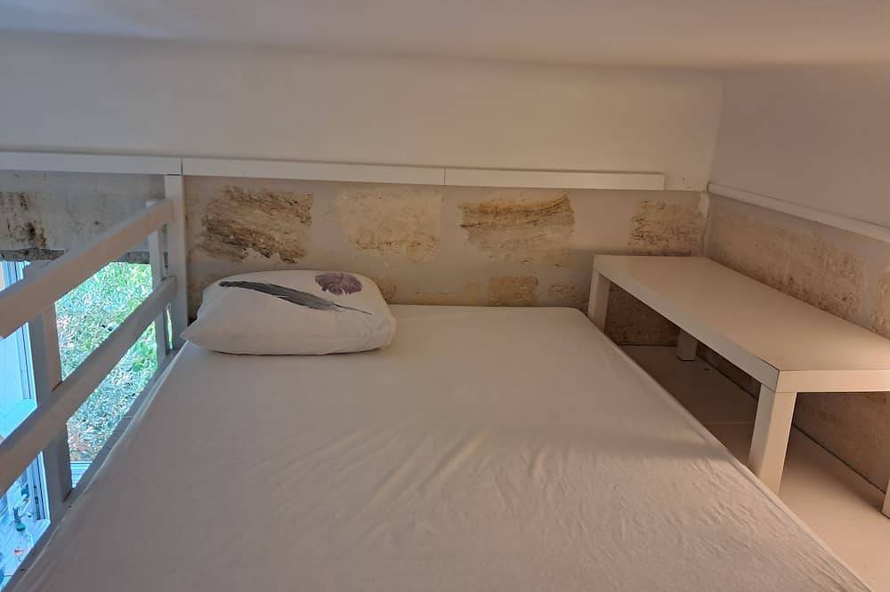 Apartamento entero, Comfortable studio  in Burdeos, Región de Burdeos