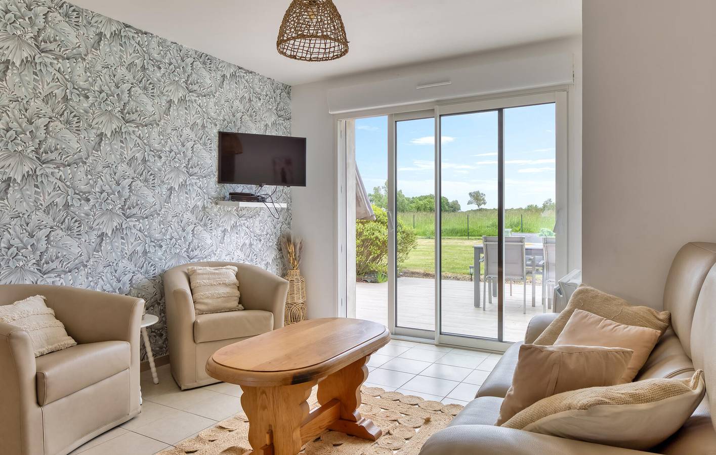 Appartement confortable au bord de la mer avec WiFi et parking in Créances, Région de Coutances