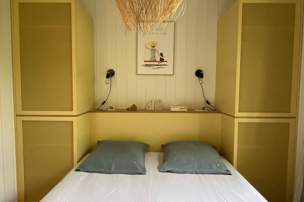 Maison de charme en bois avec piscine et studio indépendant, proche plage in Claouey, Lège-Cap-Ferret