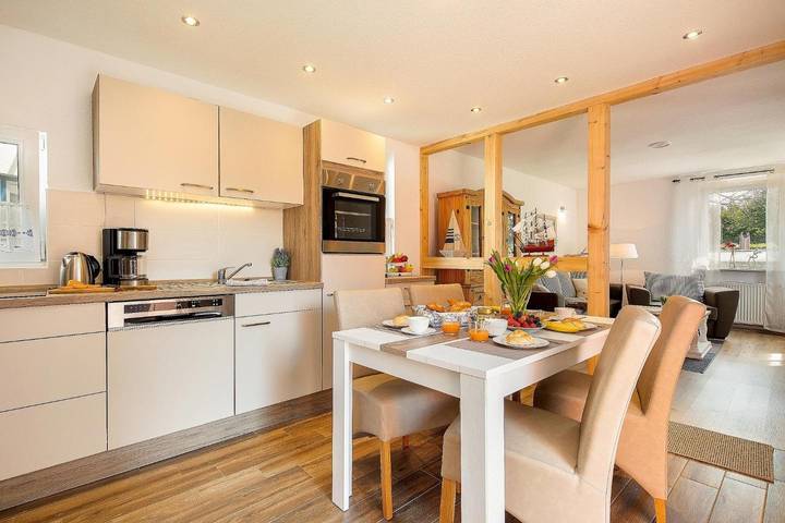 Ferienwohnung für 2 Personen, mit Terrasse in Zingst - 2