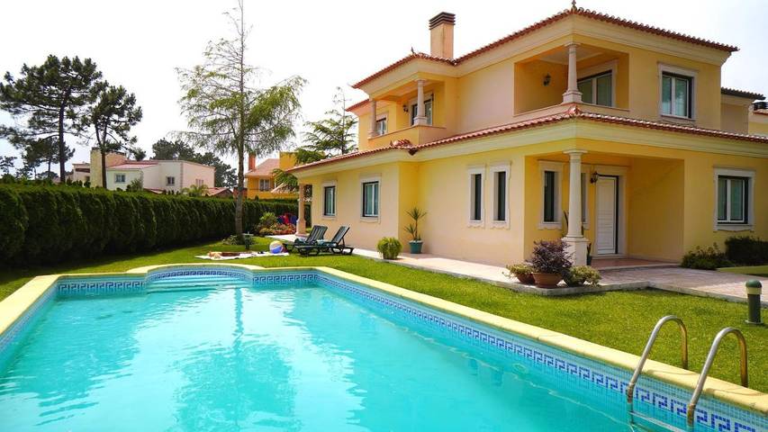 Casa rural para 8 personas, con piscina además de vistas y jardín en Mira