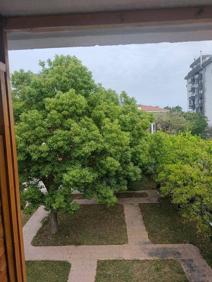 BnB für 2 Personen, mit Balkon und Ausblick sowie Garten, mit Haustier in Salerno