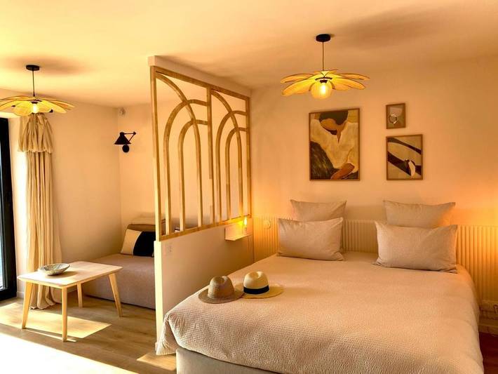 Gîte pour 2 personnes, avec jardin et jacuzzi ainsi que piscine et sauna à Saint-Évarzec - 2