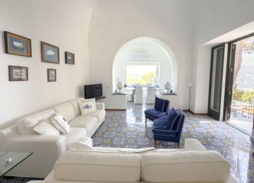 Villa for 5 People in Capri, Tyrrhenian Coast Campania, Photo 2
