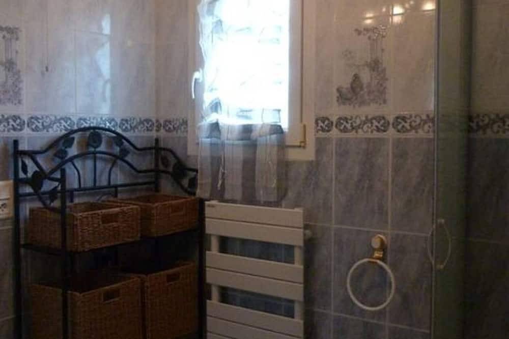 F3 House with garden, terrace, parking, Wifi, pets allowed - Céret in Céret, Céret region