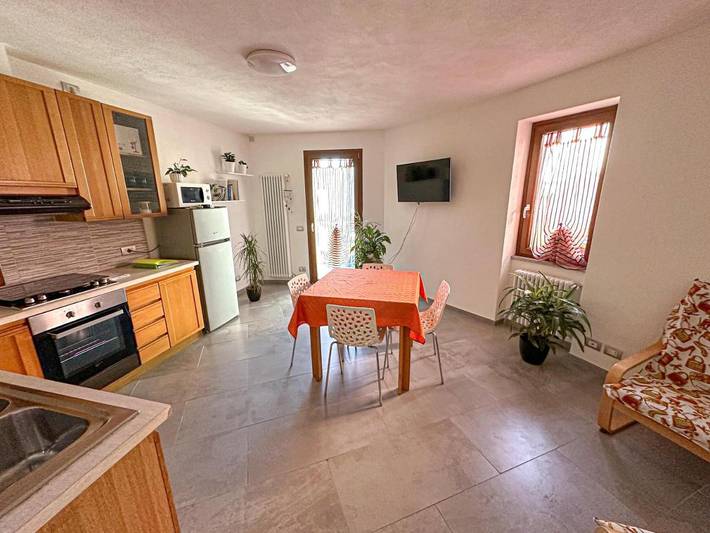Location de vacances pour 4 personnes, avec terrasse ainsi que vue sur le lac et vue, animaux acceptés dans Carlazzo - 4