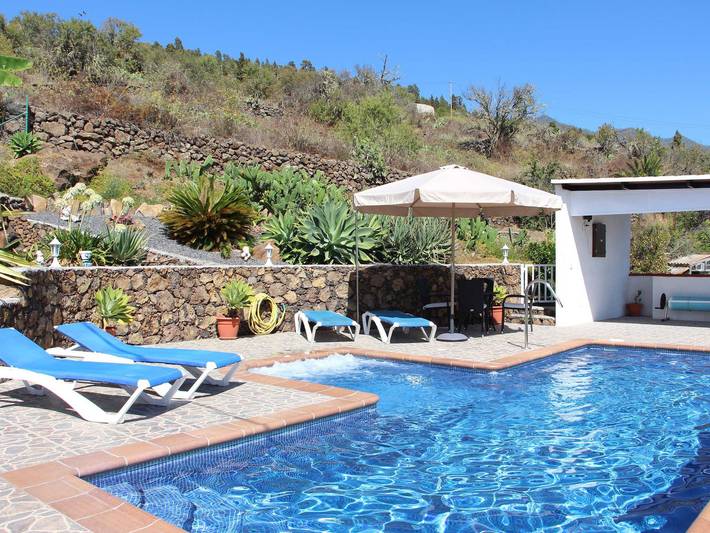 Finca für Gruppen für 6 Personen, mit Garten und Terrasse sowie Pool und Ausblick, kinderfreundlich auf La Palma - 4