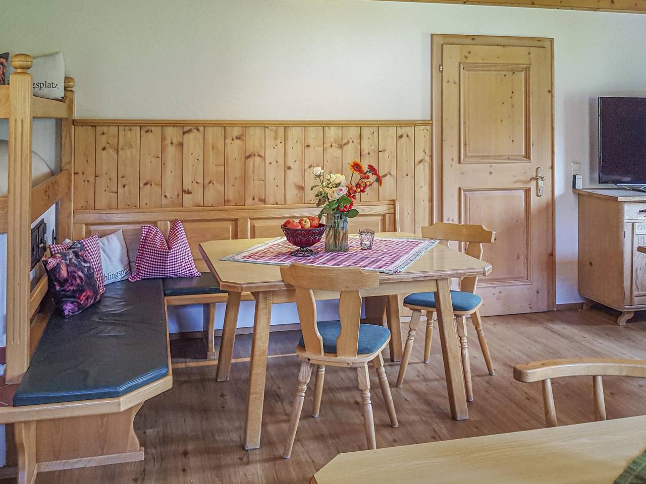 Schönes Landhaus mit Naturschwimmteich in Neukirchen am Großvenediger, Pinzgau