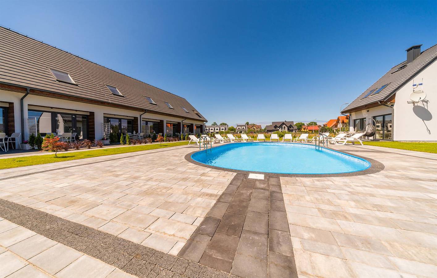 Ganze Ferienwohnung, Ferienwohnung für 5 Personen mit Terrasse in Nowęcin, Slowinzischer Nationalpark