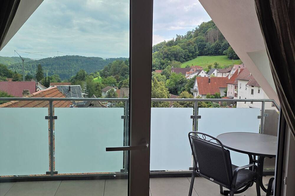 Ganze Wohnung, Exclusives Penthouse im Walddorf,\nwhirlpool, tolle Aussicht & Komfort in Horb am Neckar, Mittlerer Schwarzwald