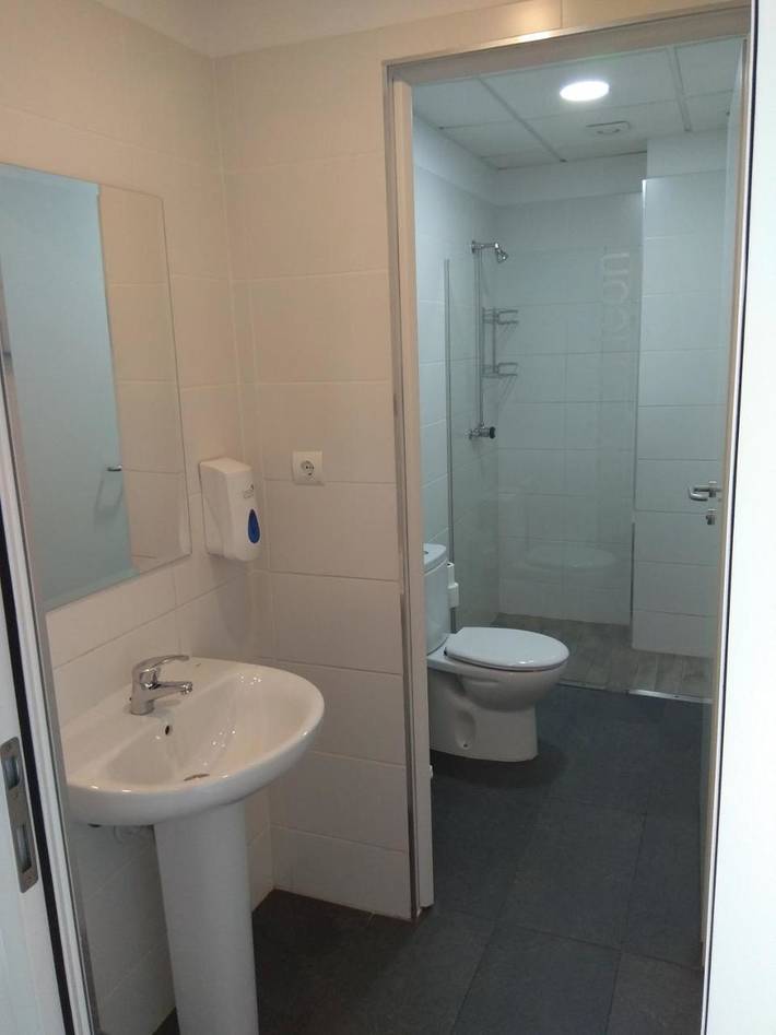 Location de vacances pour 6 personnes, avec terrasse et jardin à León - 3