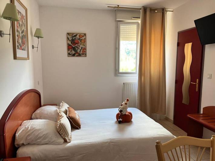Hôtel pour 2 personnes, avec terrasse et vue dans Gorges de la Méouge - 4