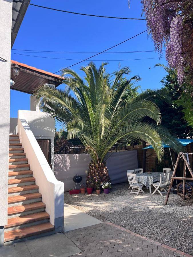 Maison d’hôte pour 8 personnes, avec vue et jardin, animaux acceptés à Antibes - 2