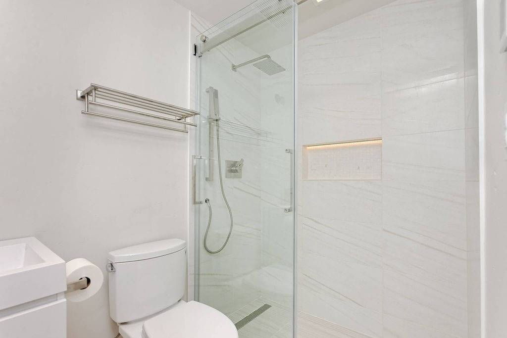 Ganze Wohnung, Three Blocks To Downtown! Parking, Wood Fp, W/D, With Portable Air Conditioning in Aspen, Aspen Snowmass