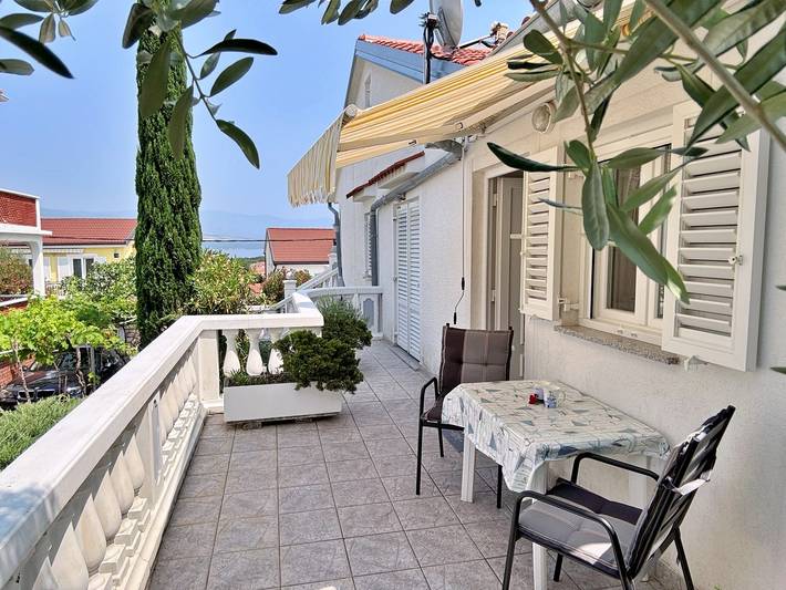 Ferienwohnung für 2 Personen, mit Balkon/Terrasse in Silo (Krk) - 2