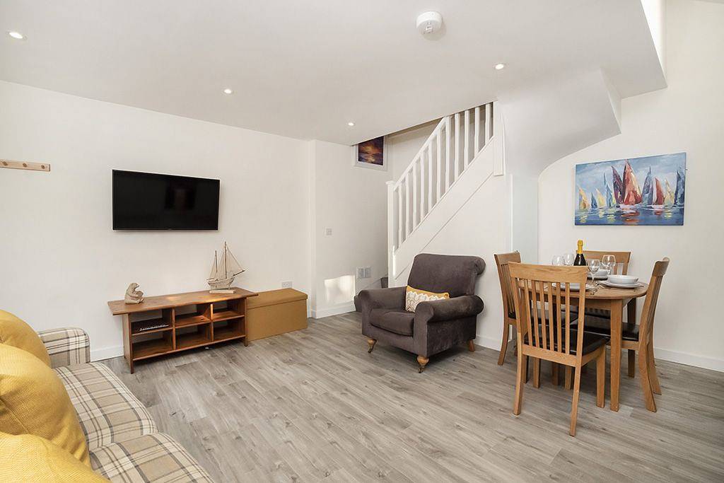 Livingstone Street Apartment 3- Sleeps 4 (1 extra child) in York, Yorkshire
