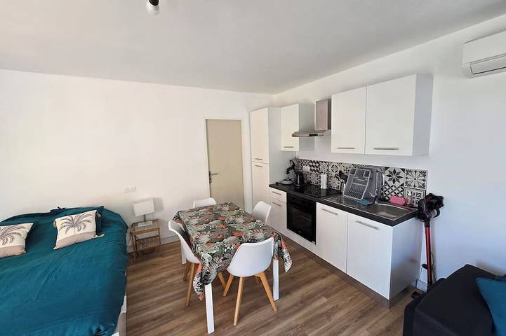 Gîte pour 4 personnes, avec jardin et piscine à Flassans-sur-Issole - 3