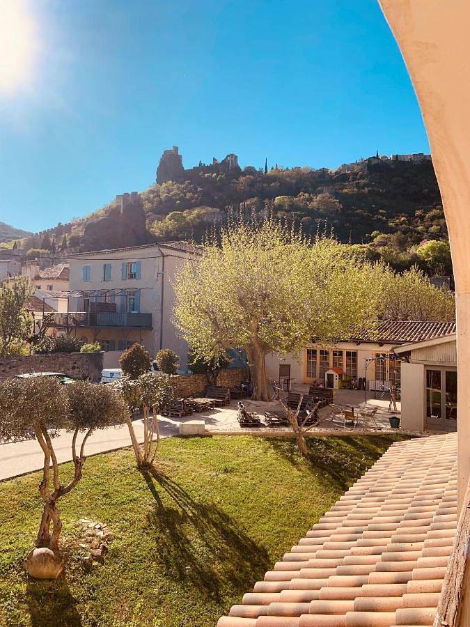 Hôtel pour 4 personnes, avec jardin