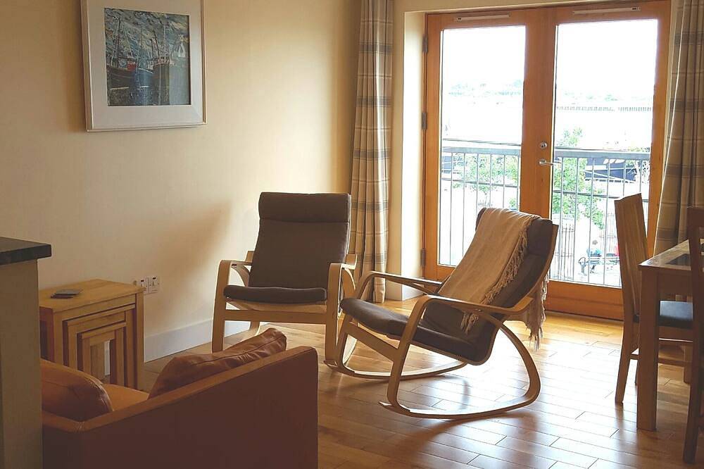 Entire apartment, Modern Condo in the Heart of Wexford in Wexford, County Wexford