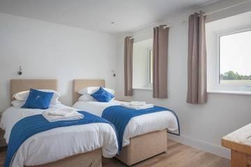 Holiday Home for 7 People in Wroxham, Norfolk, Photo 2