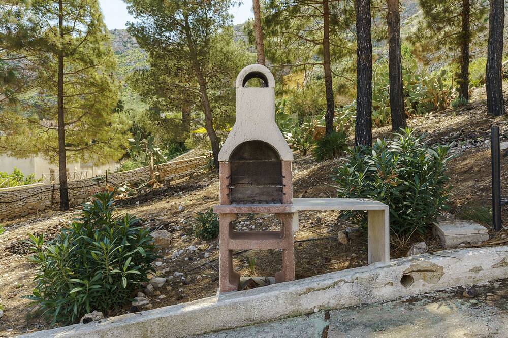 Beautiful location overlooking the sea. in Erice, Trapani Province