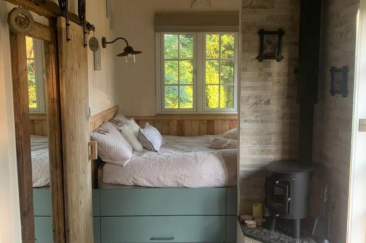Cabane en bois pour 2 personnes, avec sauna ainsi que jacuzzi et jardin - 1