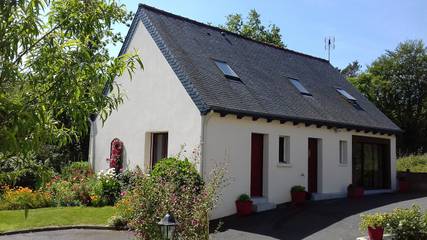 Gîte pour 9 personnes, avec jardin à Plédran