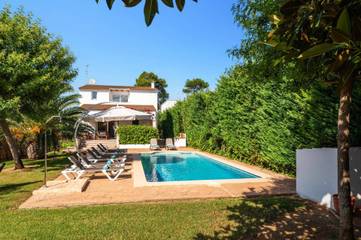 Villa in Ciutadella, Coast of Menorca für 8 