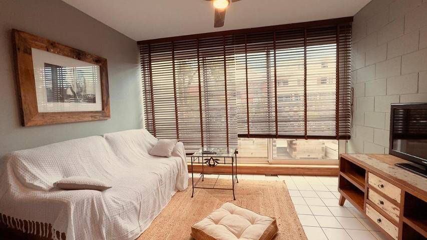 Gîte pour 6 personnes, avec terrasse dans Plage de la Saline - 3