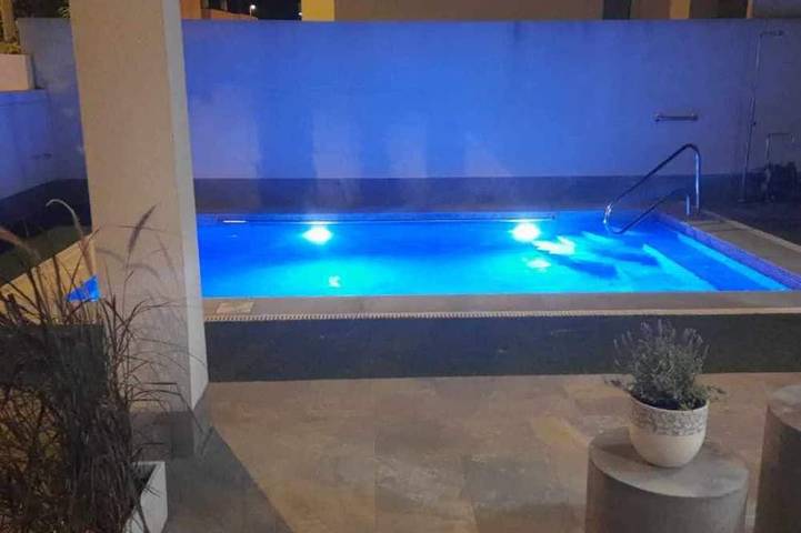 Villa für 10 Personen, mit Garten und Terrasse - 1