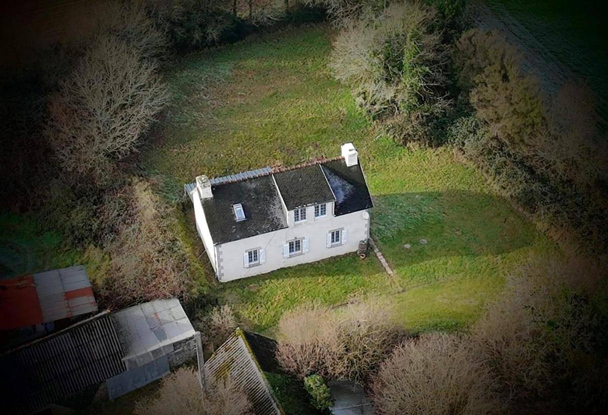 Three Bedroom Breton Cottage in Collorec, Région de Châteaulin