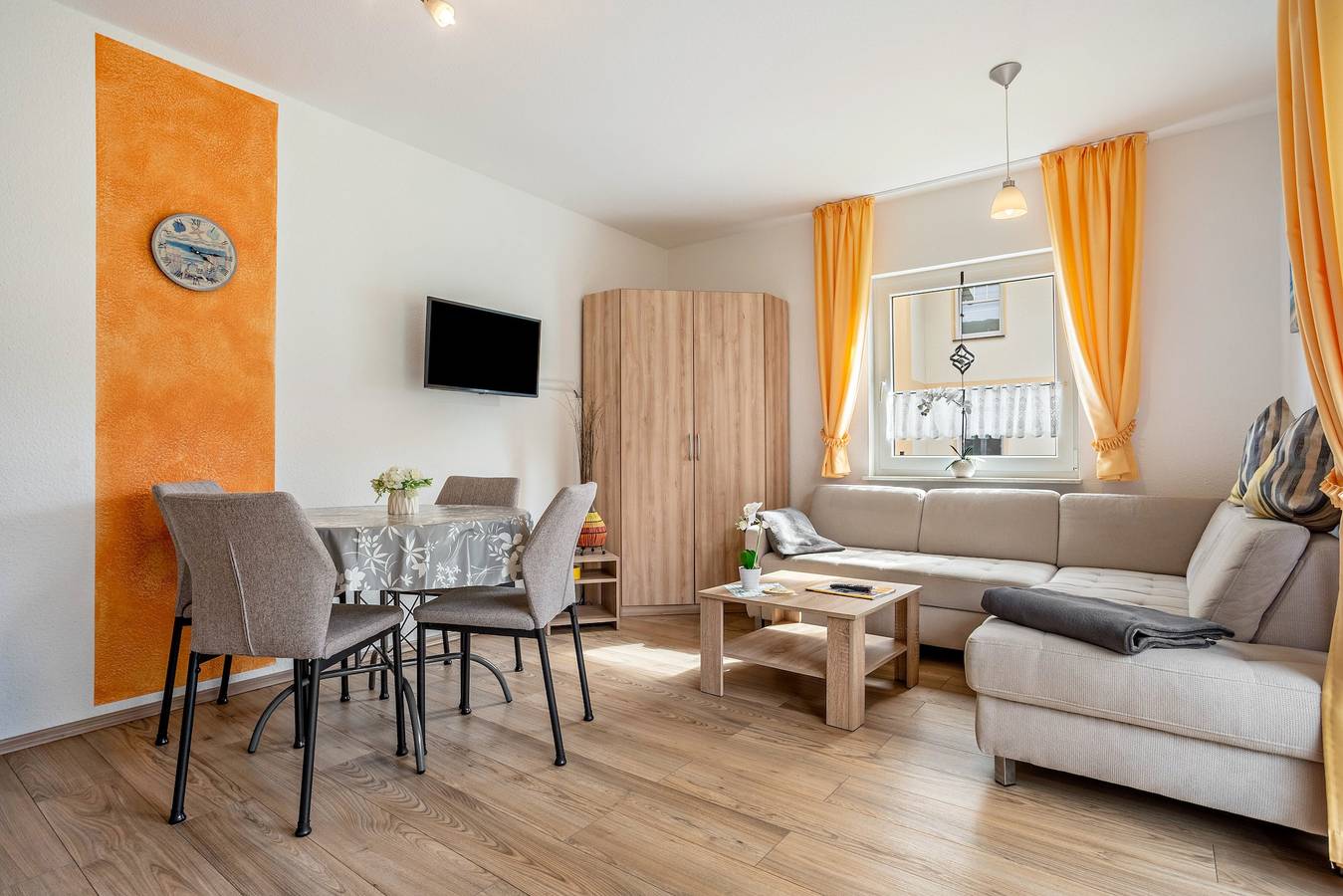 Ganze Wohnung, Haus Waterkant nur 300m bis zur Ostsee in Baabe, Rügen