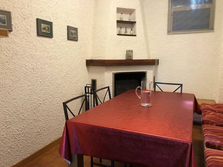 Apartamento entero, Cordelia 9 Apartment with pool in Luino in Luino, Comune di Luino