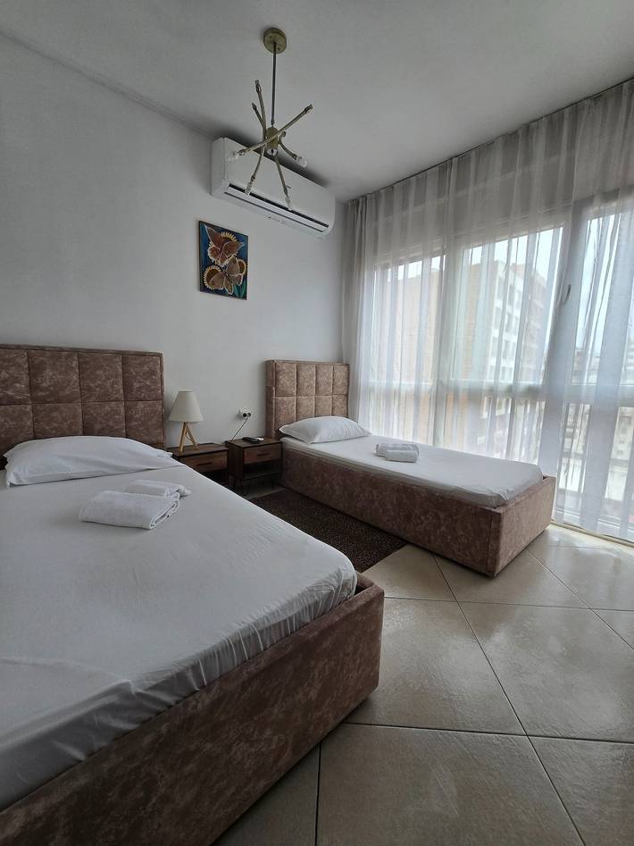 Quarto para 2 pessoas, com varanda e jacuzzi - 1