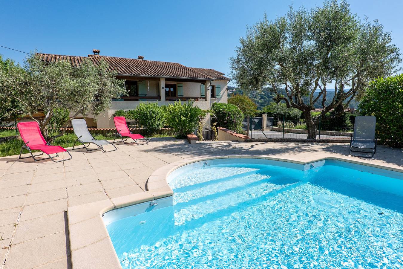 Villa « De L’Olivier » avec piscine privée, Wi-Fi et climatisation in Labégude, Parc naturel régional des Monts d'Ardèche
