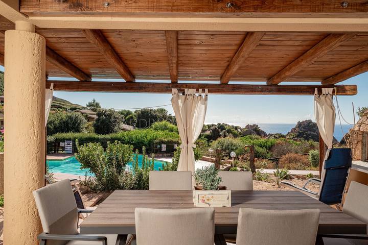 Villa con piscina per 4 persone, con Piscina in Sardegna