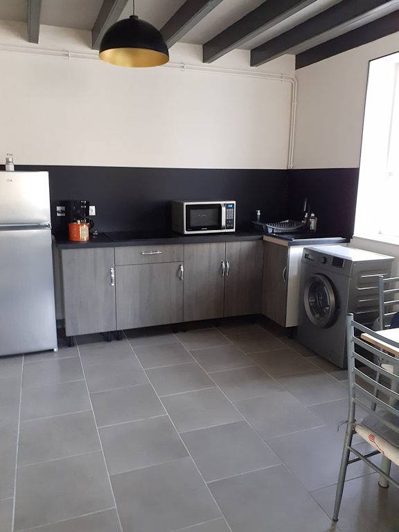 Gîte pour 4 personnes, avec terrasse, animaux acceptés dans Allier - 3