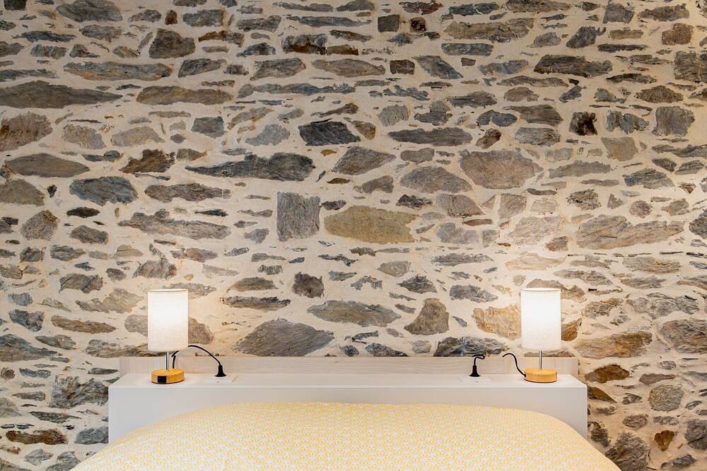 Entire apartment, Historic center of Tréguier - Renovated studio in Tréguier, Pink Granite Coast