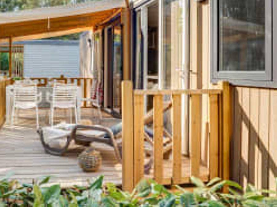 Camping Sandaya - Le Plein Air Des Chênes - Mobilhome 6 personnes - Cottage 6p 3ch 2Sdb clim **** in Clapiers, Côte d'Améthyste