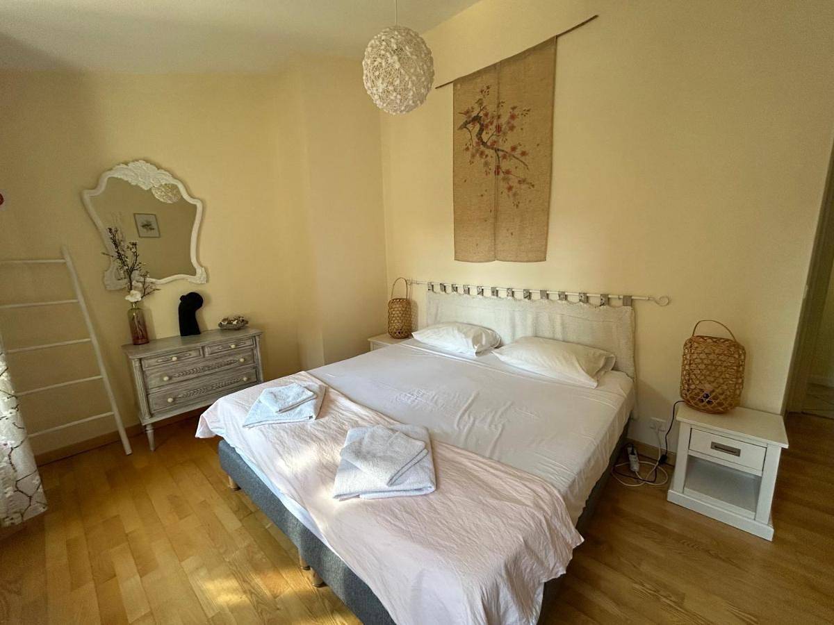 Standard Double Room with Shared Bathroom in Brioude, Haute-Loire