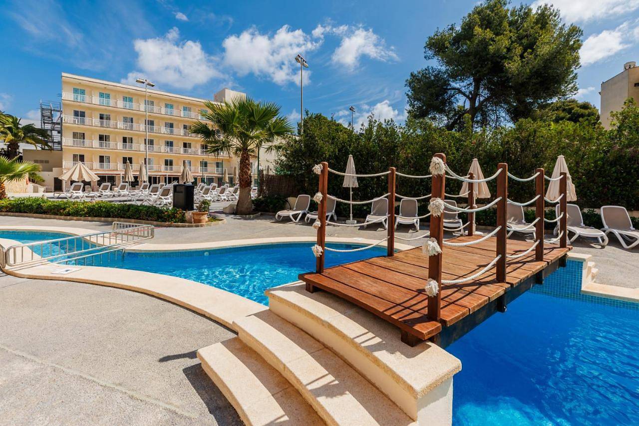 O7 Club Cala Ratjada in Cala Ratjada, Capdepera