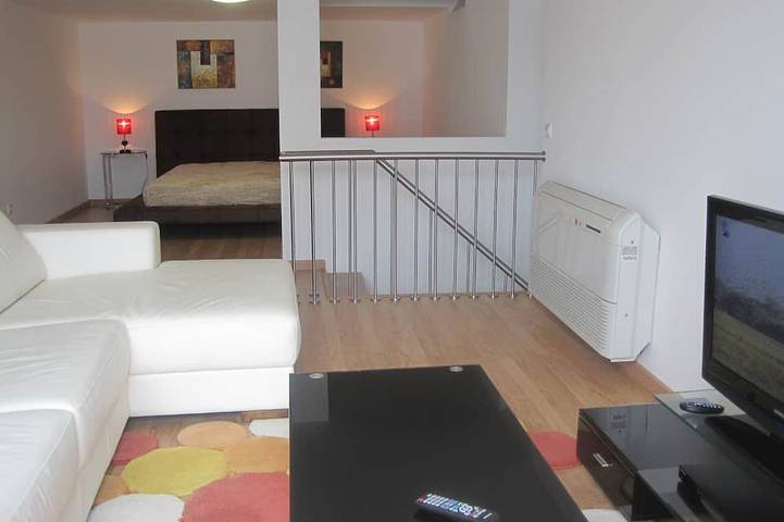 Apartamento entero, Apartamento dúplex en el centro de la ciudad con piscina, 3 habitaciones, para 6 in Tavira (Santiago), Tavira (Santa Maria e Santiago)