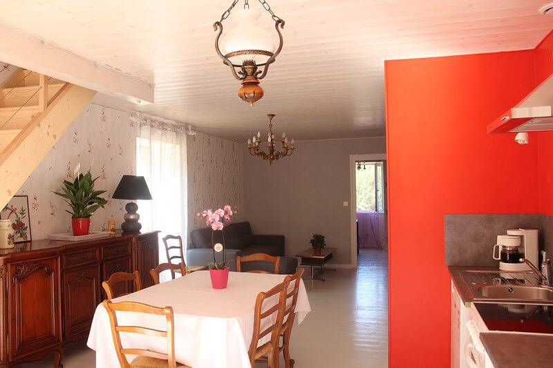 Gîte pour 7 personnes avec vue in Nevy-sur-Seille, Jura Francais