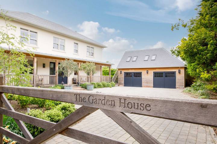 Holiday rental for 8 people, with garden in Bosham