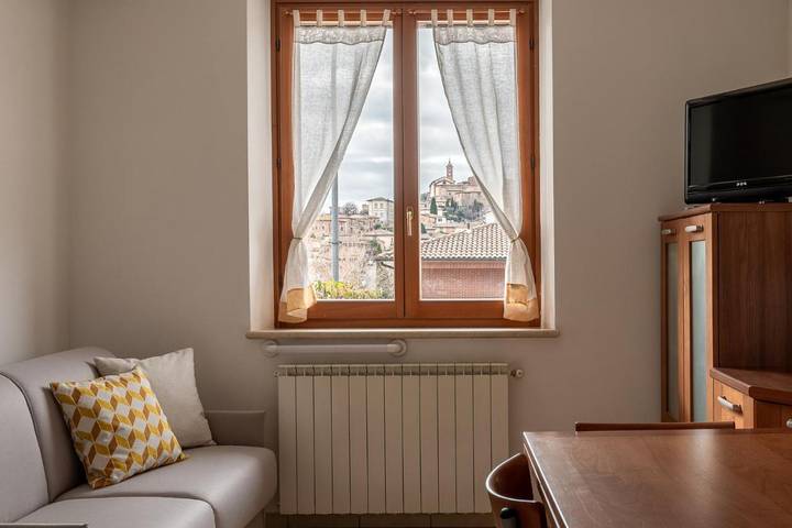 Ferienwohnung für 4 Personen, mit Terrasse und Garten sowie Ausblick