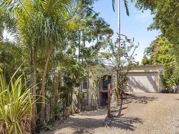 Glamping for 8 Guests in Coolum Beach, Sunshine Coast, Picture 2