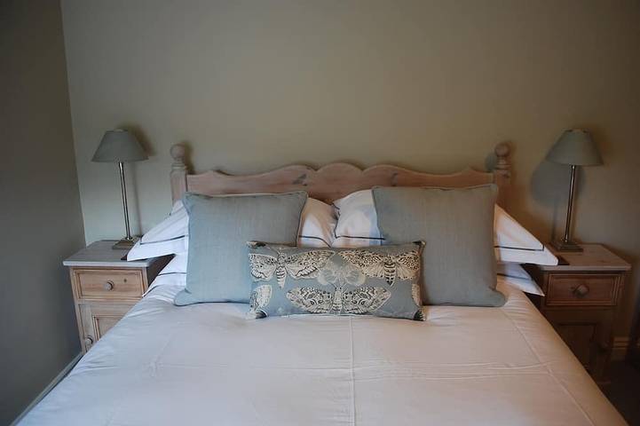 Peak District Luxury Cottage, WiFi, vue imprenable sur le lac sur Carsington in Hopton (Derbyshire), Derbyshire